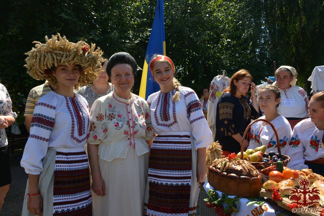 Обласне свято обрядових хлібів та дідухів