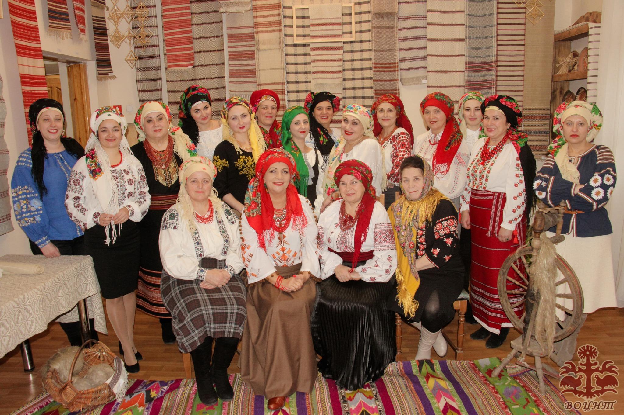 День української хустки