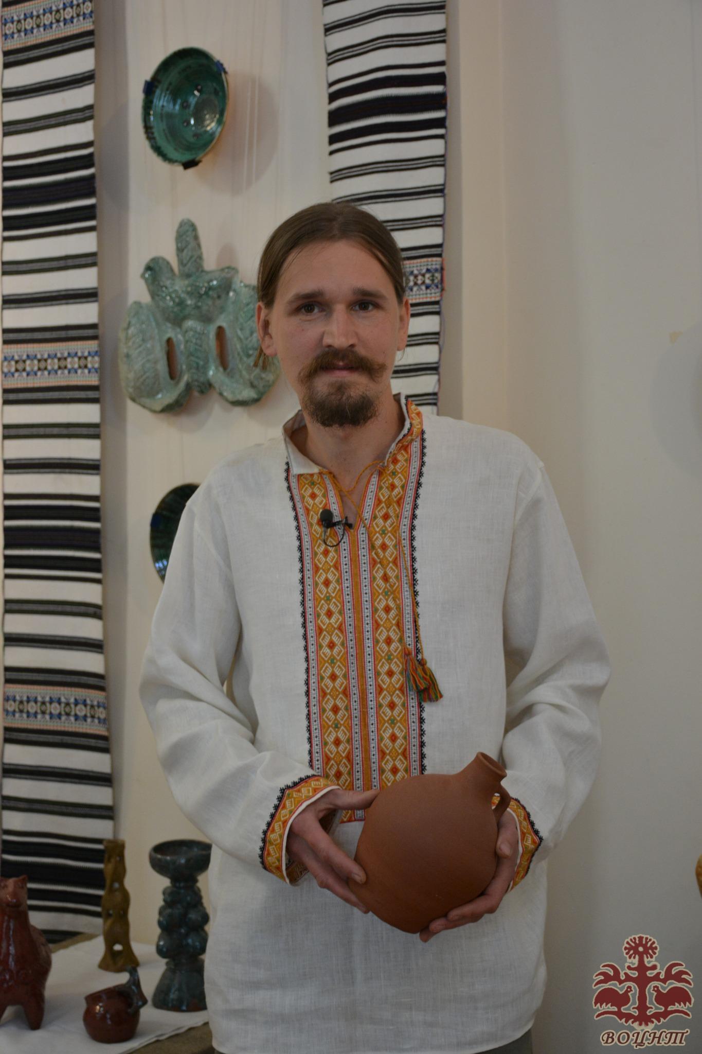 Виставка  «Подільська глиняна пластика» Михайла Діденка