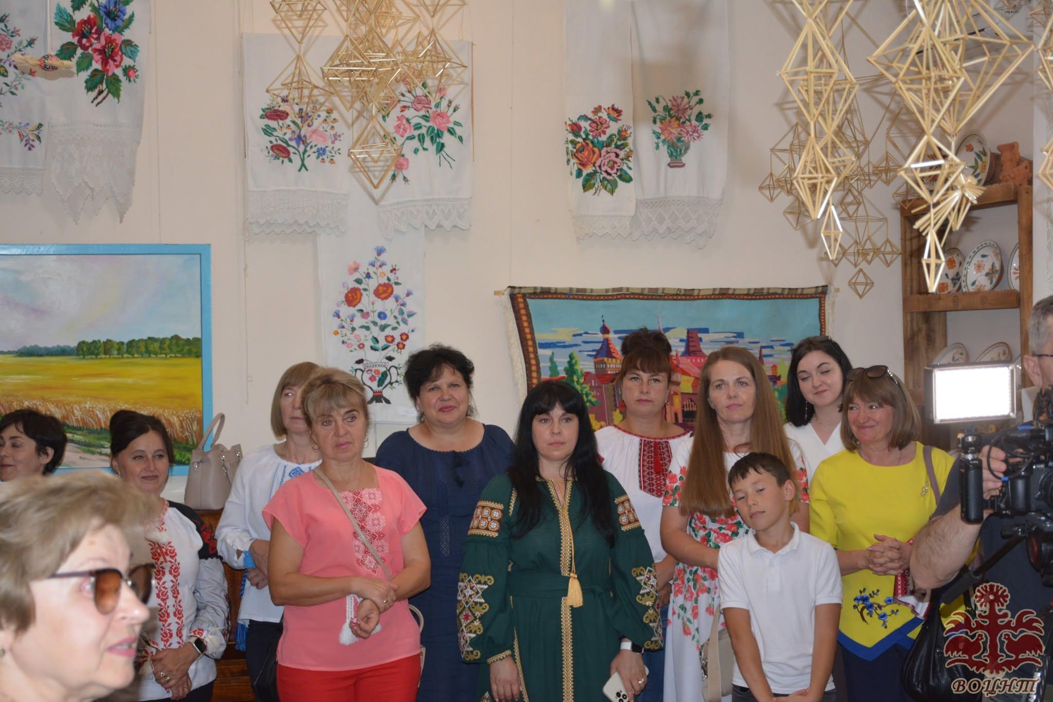 Виставка «Душа народу в рукотворах» майстрів Райгородської СТГ