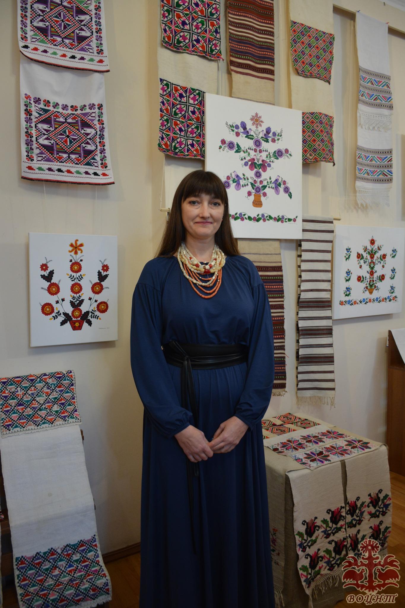 Персональна виставка з вишивки та декоративного розпису Тетяни Рихліцької