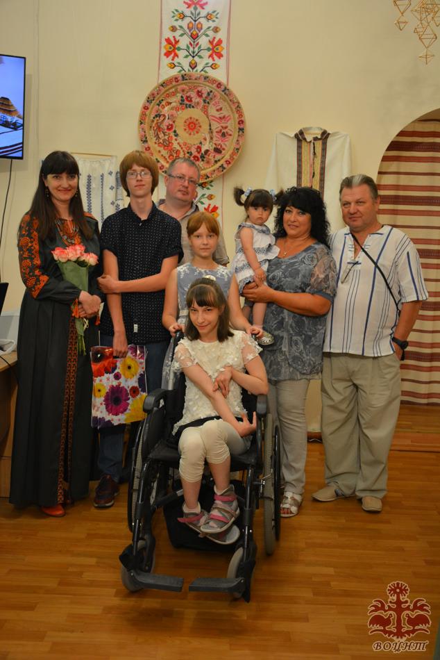 Виставка Тетяни Рихліцької «Колиска моя яворова»