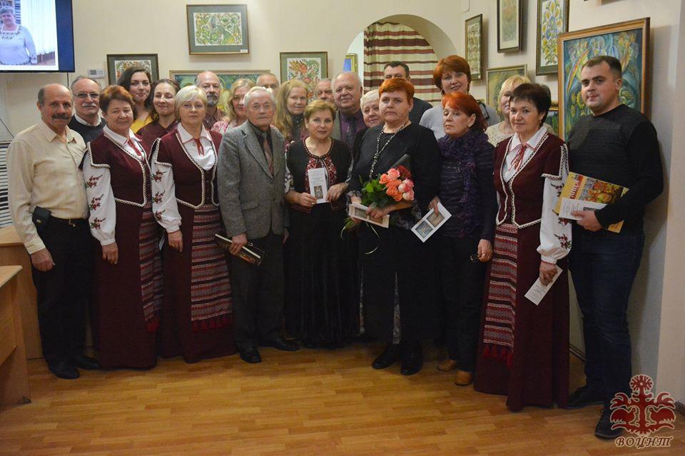 Персональна виставка творчої родини Громових з Хмільника