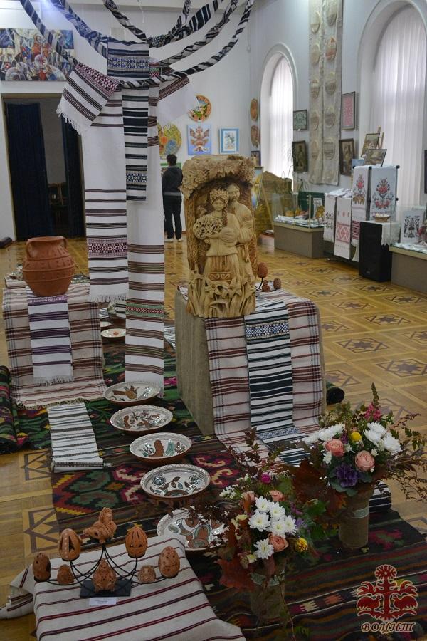 71 обласна виставка образотворчого та декоративно-прикладного мистецтва