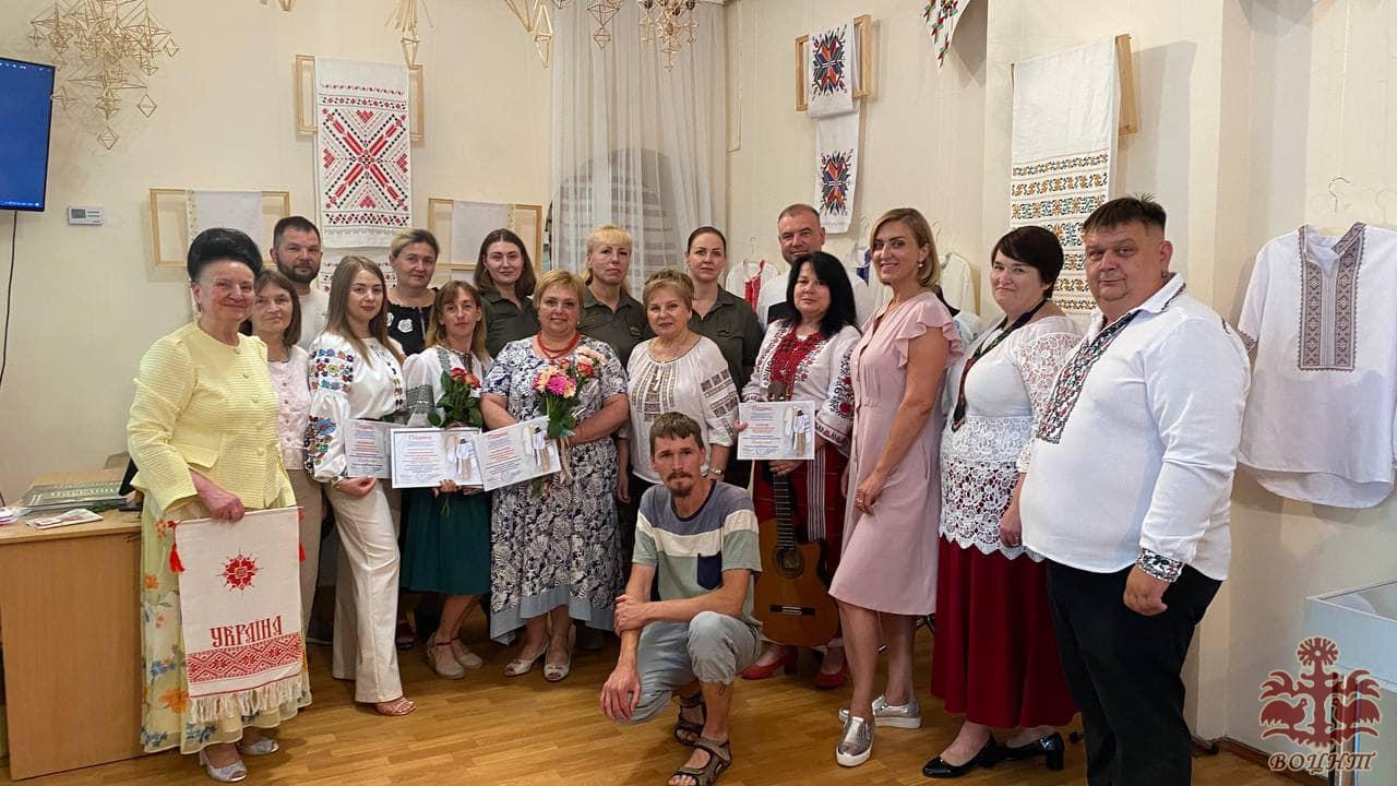 Презентація  виставки-звіту народного аматорського  колективу подільської  вишивки  «Солов’їні вічка» Ямпільського міського музею образотворчого мистецтва