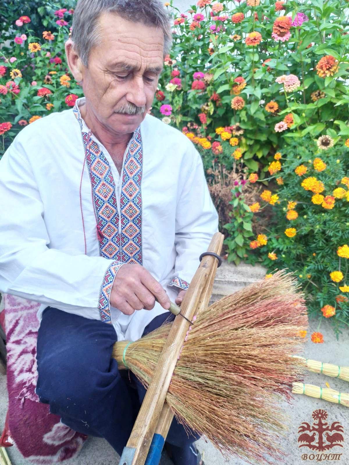 «Традиція в’язання побутових віників із «сорго» село Кидрасівка Бершадської ТГ Гайсинського району